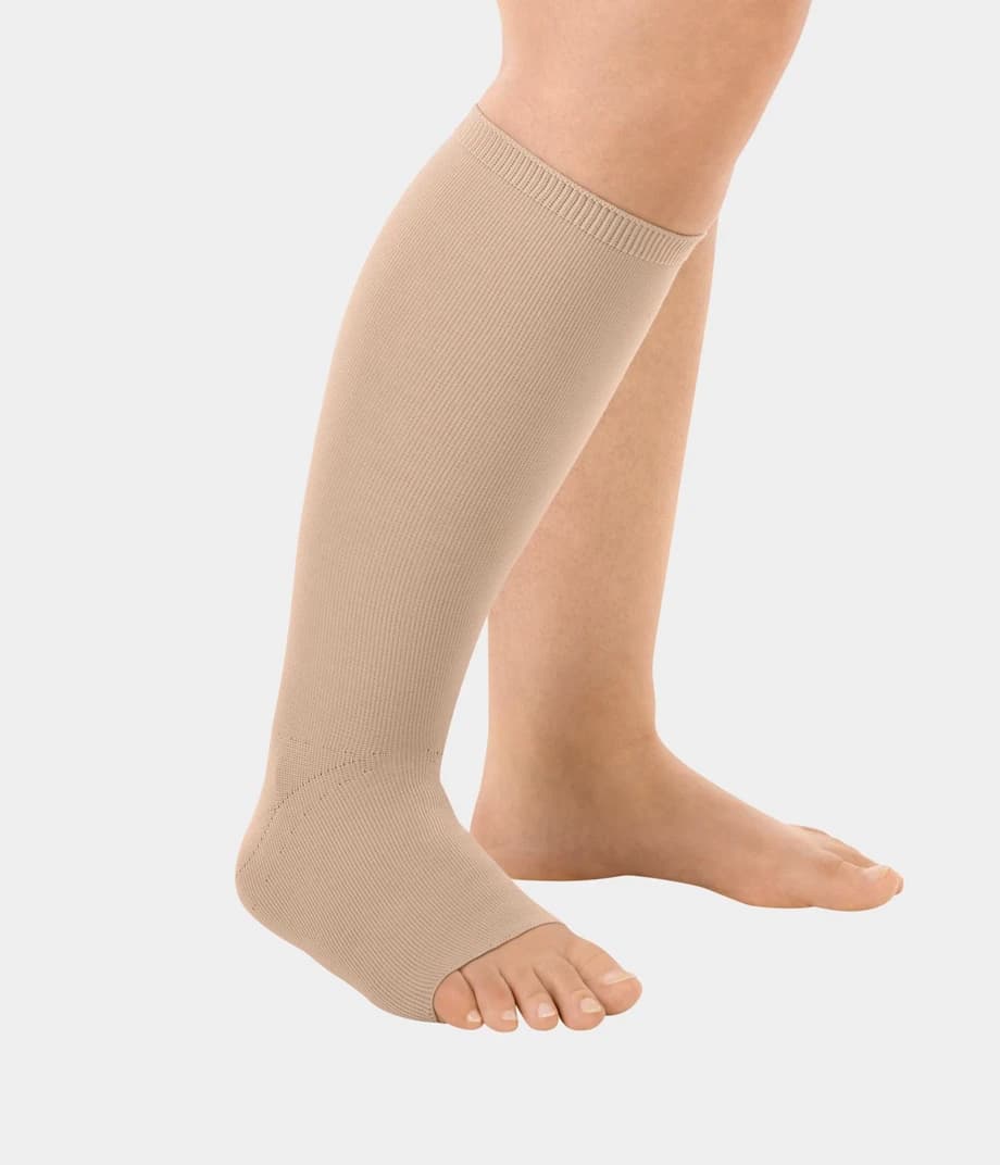 Juzo Expert Flat Knit Compression Stockings for Legs Lymphedema Care | Below Knee CCL 2